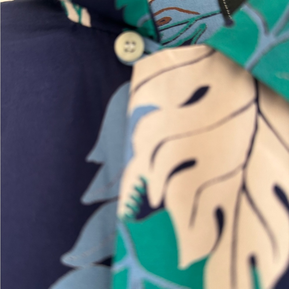 Kona Bay Hawaii Edifice Navy Hawaiian Button Down Shirt - Picture 8 of 11